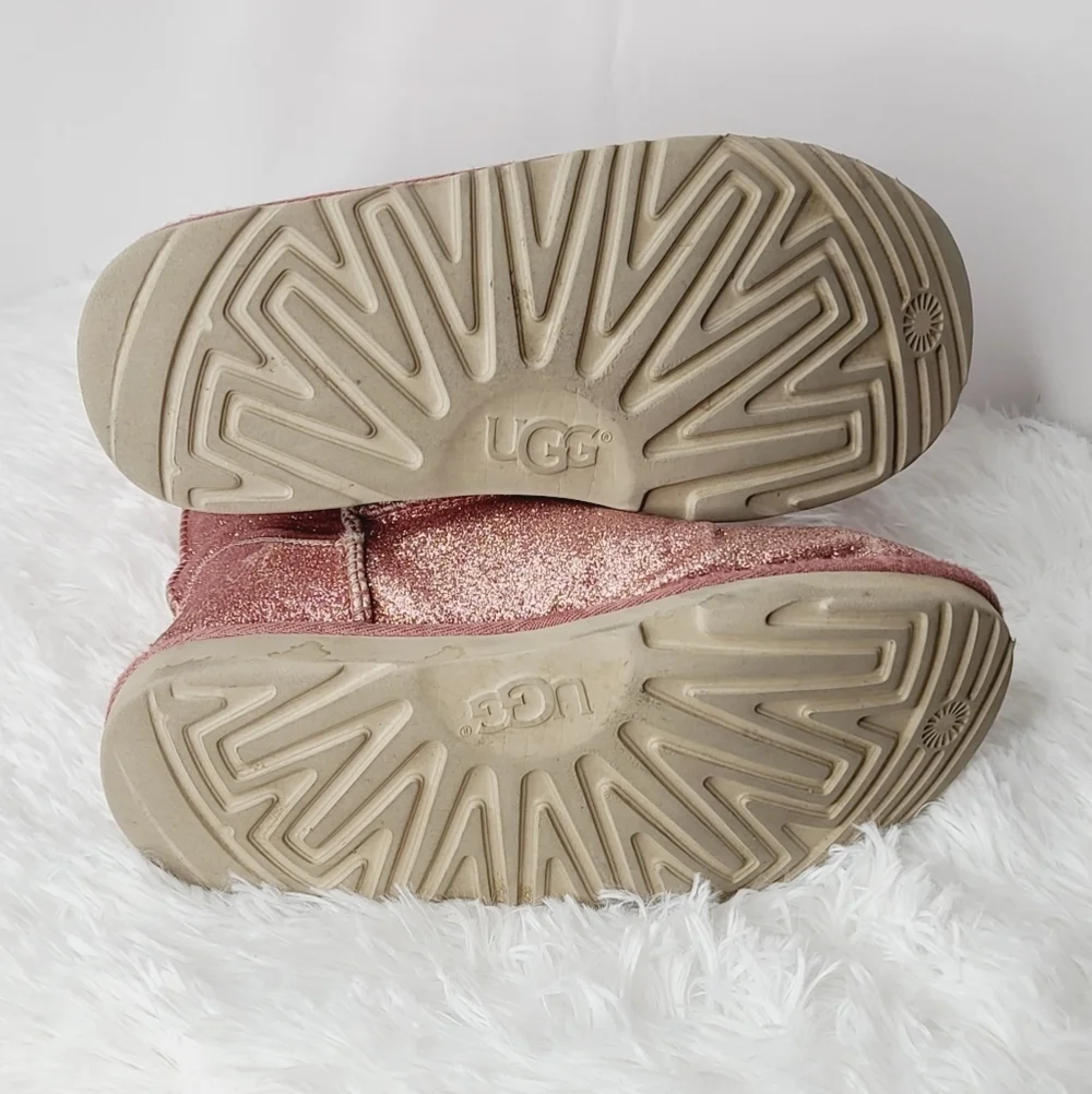 UGG girls sparkle pink slip on fur boots s 4 Y youth